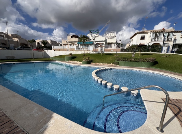 Återförsäljning - Bungalow - Los Balcones - lago jardin