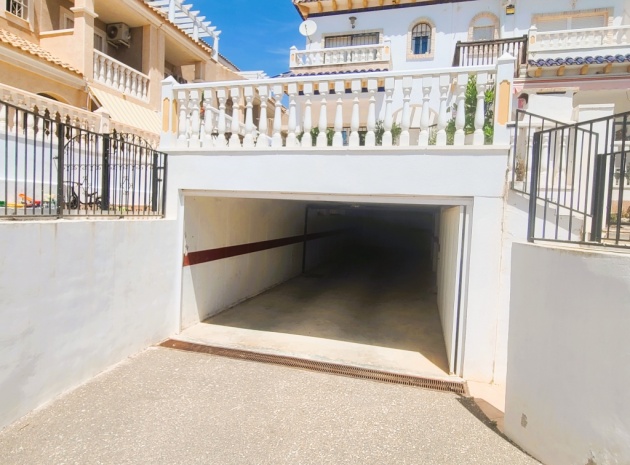 Wederverkoop - Herenhuis - Playa Flamenca - las chismosas