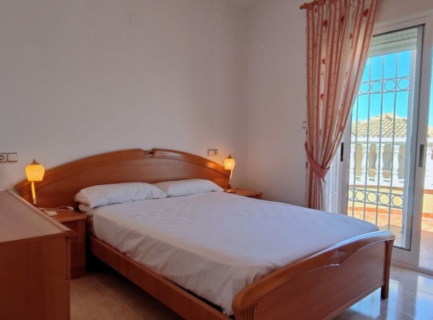 Resale - Villa - Villamartin - El Galan