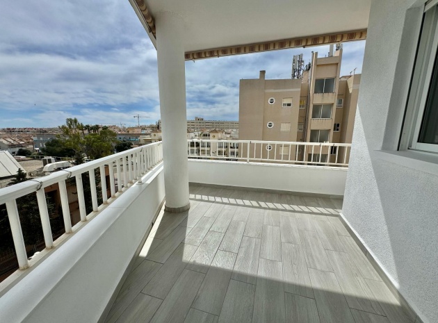 Revente - Appartement - Torrevieja - Nueva Torrevieja