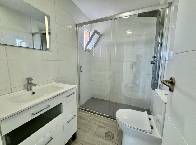 Revente - Appartement - Torrevieja - Nueva Torrevieja
