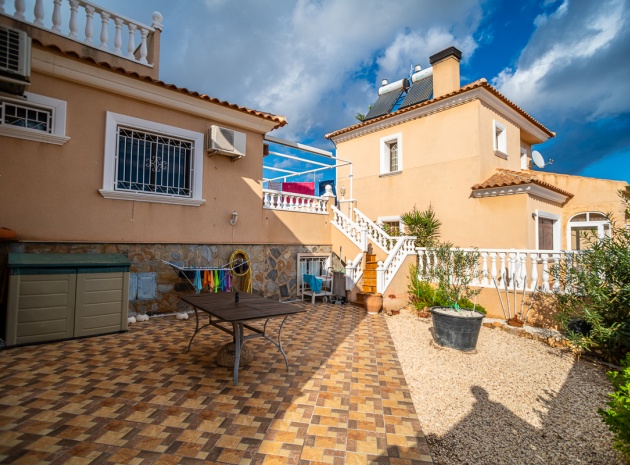 Återförsäljning - Villa - Villamartin - blue lagoon