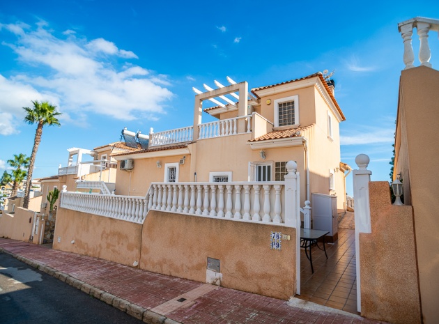 Återförsäljning - Villa - Villamartin - blue lagoon