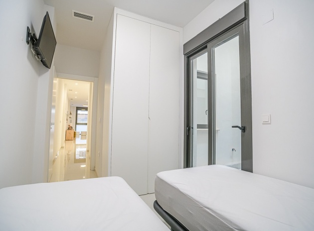 Wiederverkauf - Wohnung - Torrevieja - Beachside Torrevieja