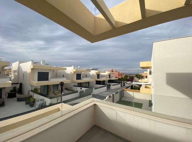 Resale - Villa - Los Montesinos - La Herrada