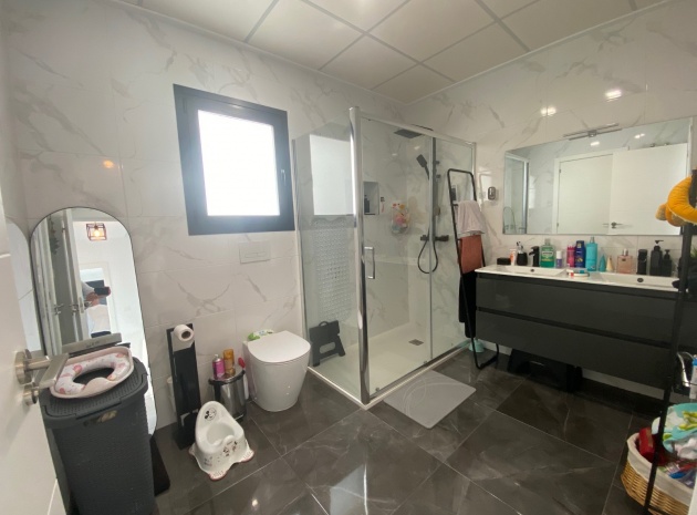 Resale - Villa - Los Montesinos - La Herrada