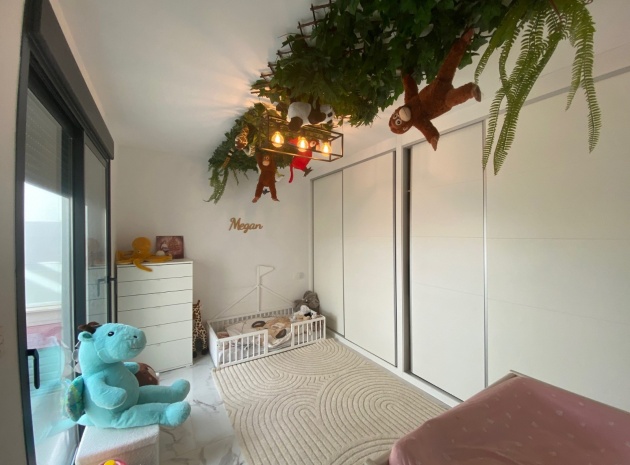 Resale - Villa - Los Montesinos - La Herrada