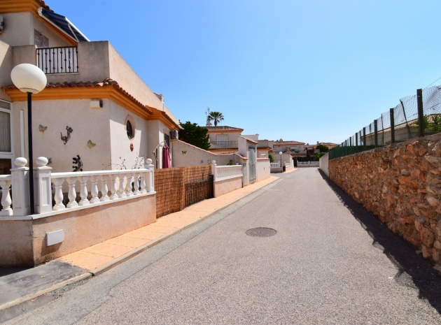 Wederverkoop - Villa - Orihuela Costa - Playa Flamenca