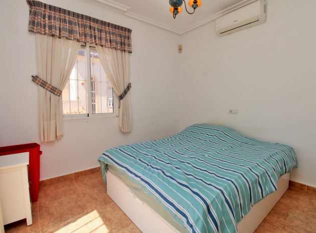 Wiederverkauf - Villa - Playa Flamenca - La Pinada