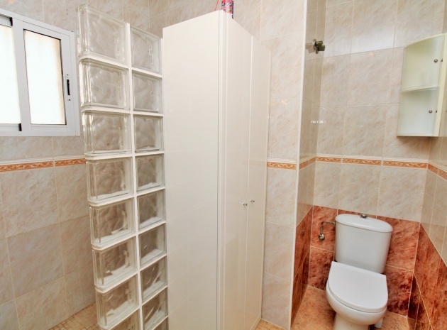 Wiederverkauf - Villa - Playa Flamenca - La Pinada