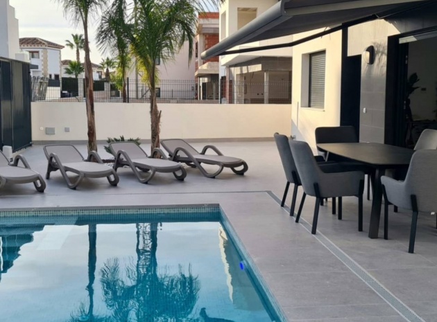 Återförsäljning - Villa - Algorfa - La Finca Golf