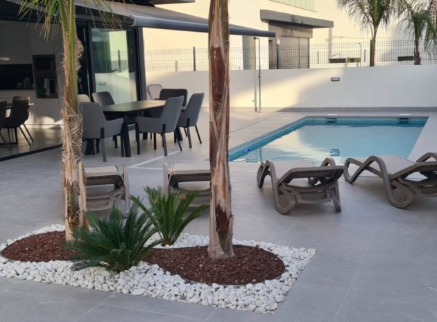 Återförsäljning - Villa - Algorfa - La Finca Golf