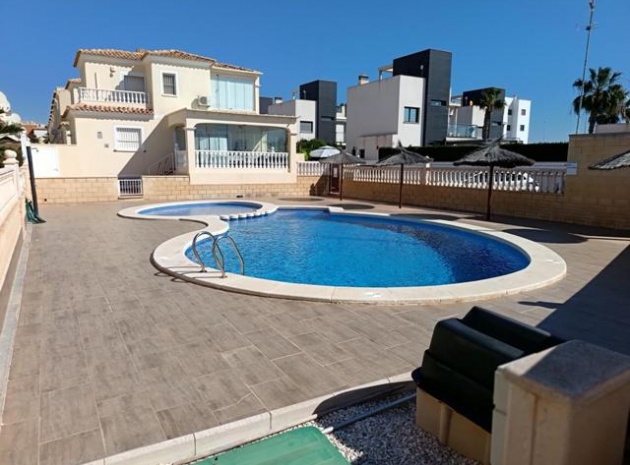 Wiederverkauf - Villa - Cabo Roig - Lomas de Cabo Roig