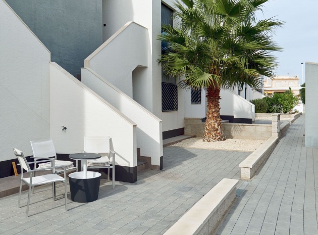 Resale - Apartment - Punta Prima - oasis beach