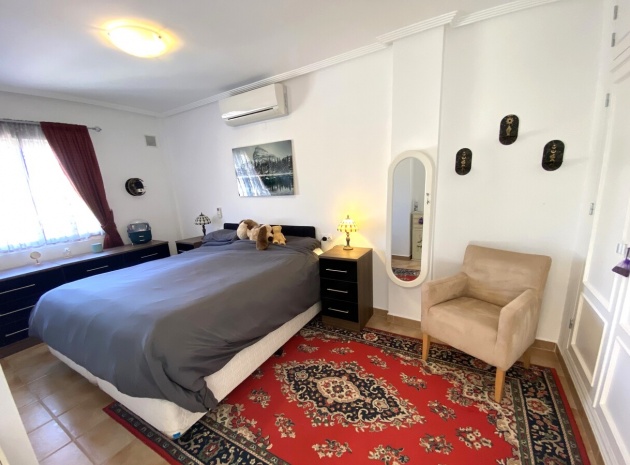 Återförsäljning - Villa - Villamartin - monte golf