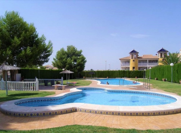 Återförsäljning - Villa - Villamartin - monte golf