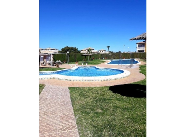 Återförsäljning - Villa - Villamartin - monte golf