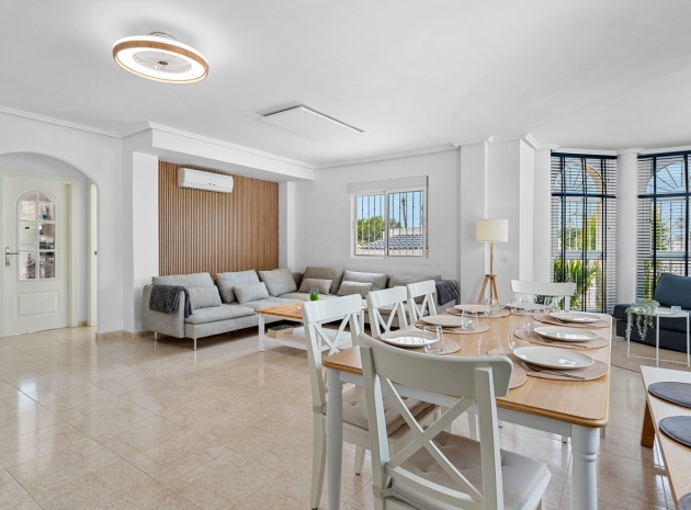 Wiederverkauf - Villa - Ciudad Quesada - Dona Pepa