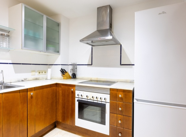 Resale - Apartment - Punta Prima - la entrada
