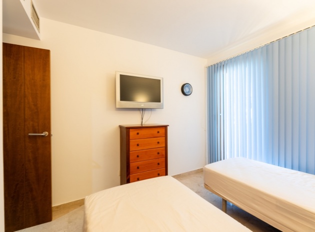 Resale - Apartment - Punta Prima - la entrada