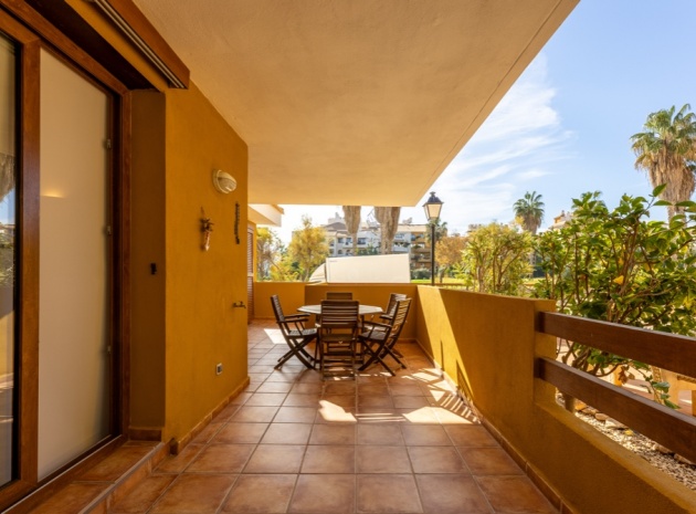 Resale - Apartment - Punta Prima - la entrada