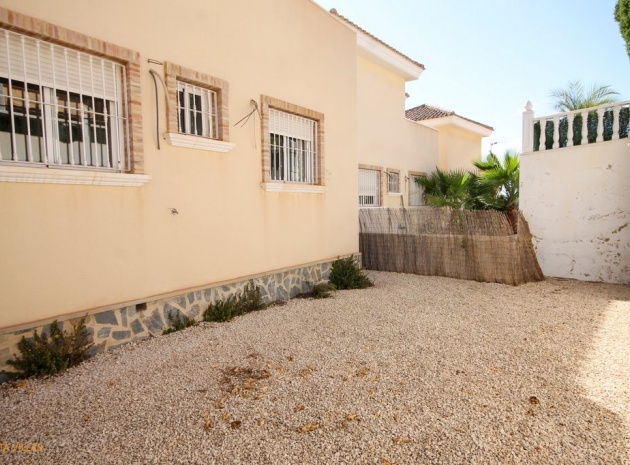 Resale - Villa - Villamartin - El Galan