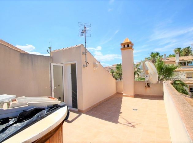 Resale - Townhouse - Villamartin - Res. Sevilla