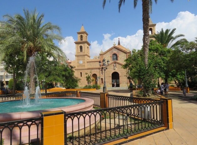 Nybyggnad - Lägenhet - Torrevieja - Lago Jardin