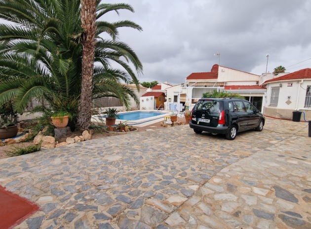 Återförsäljning - Villa - Torrevieja - La Siesta