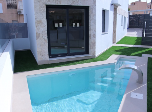 Nybyggnad - Villa - La Mata