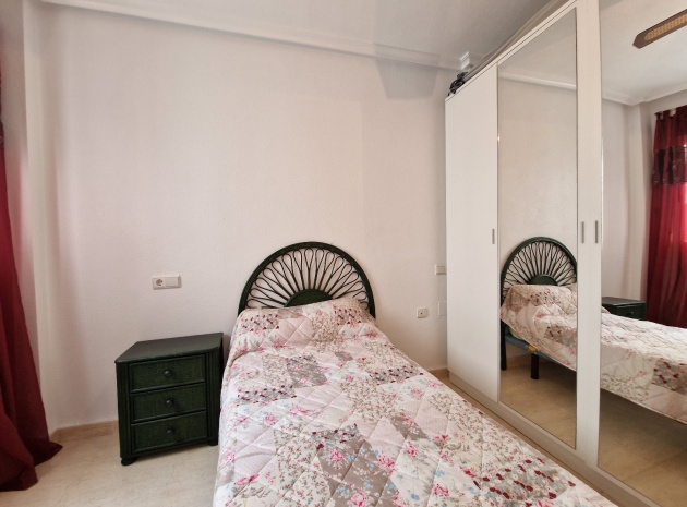 Resale - Apartment - Guardamar del Segura