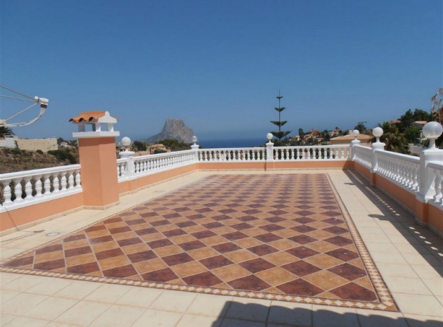 Resale - Villa - Calpe