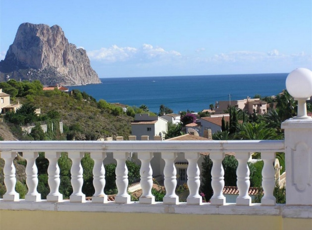 Resale - Villa - Calpe