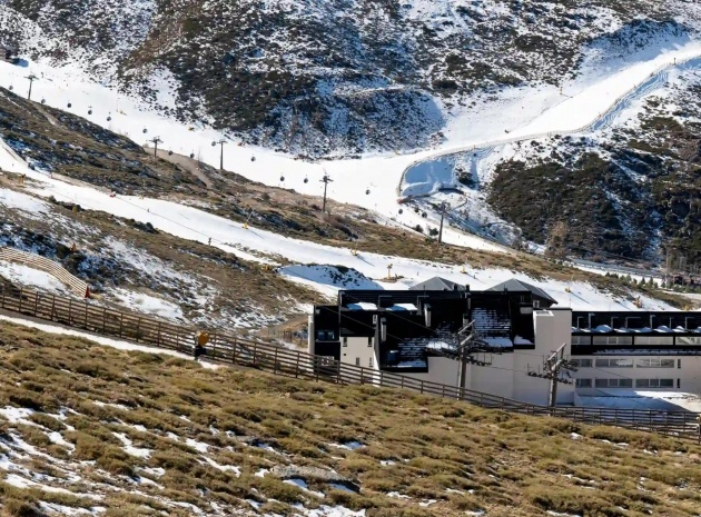 Nybyggnad - Lägenhet - Marbella - Sierra Nevada