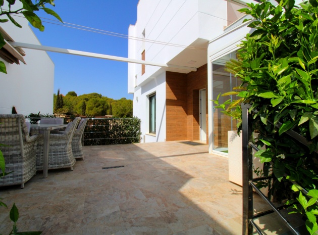 Resale - Villa - San Miguel de Salinas - La Canada