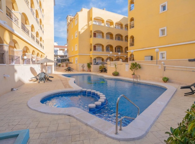 Resale - Apartment - Algorfa