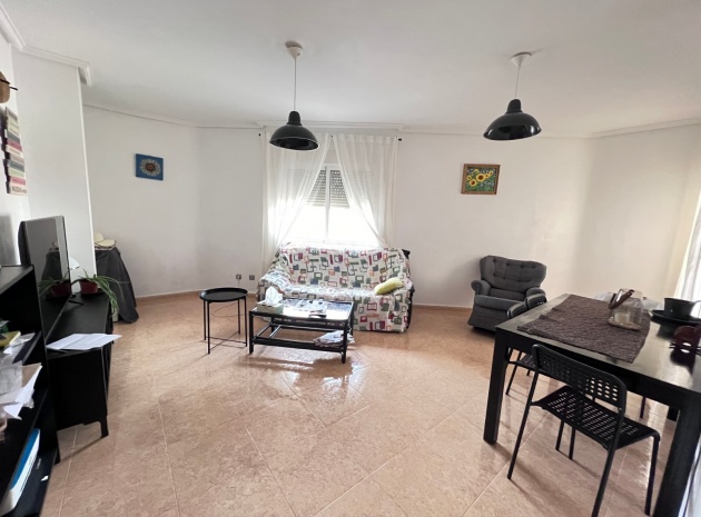 Resale - Apartment - Jacarilla